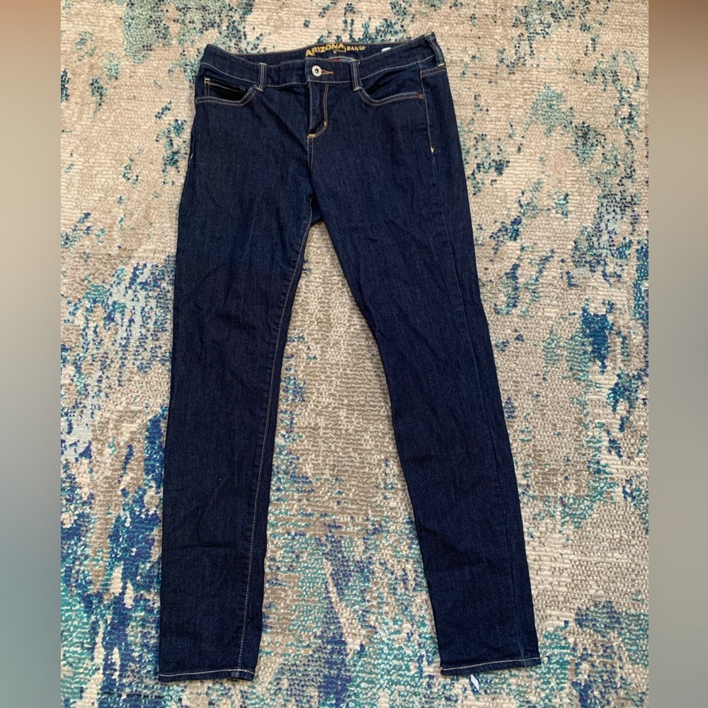 Arizona blue super skinny jeans. Size 7